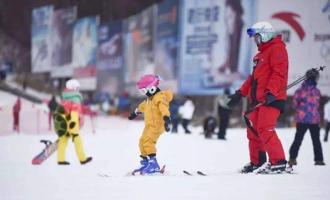 體育培訓(xùn)給孩子成長的力量——冰雪運(yùn)動 感受體育的真諦