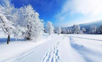 大力發(fā)展冰雪休閑產(chǎn)業(yè)是哈爾濱全面振興的新引擎