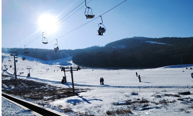 哈爾濱體育學(xué)院帽兒山高山雪場