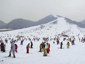 河南三門峽甘山滑雪場(chǎng)