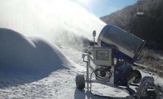 建設(shè)滑雪場(chǎng)要知道造雪機(jī)的造雪條件是什么