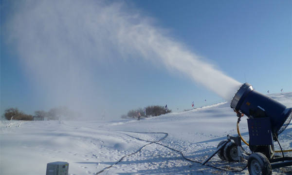 造雪機(jī)