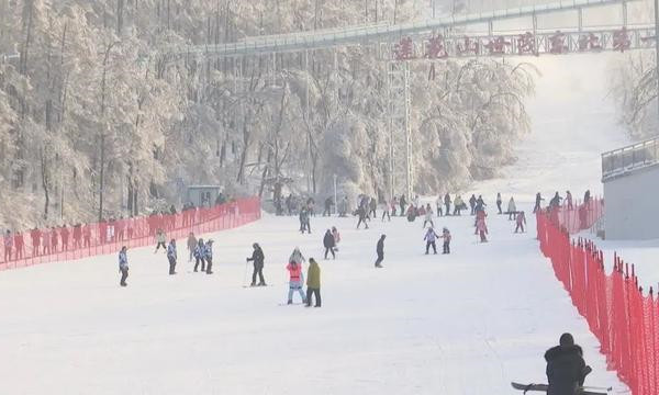 長春世貿(mào)新紀元滑雪場