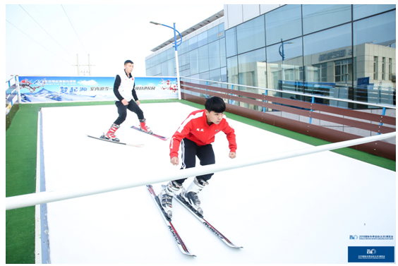 夢(mèng)起源滑雪展示