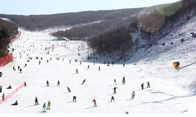 室外滑雪場(chǎng)