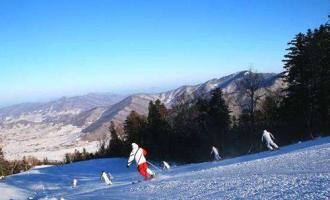 室外滑雪場下雨如何處理