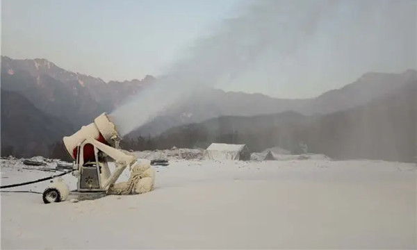 造雪機(jī)