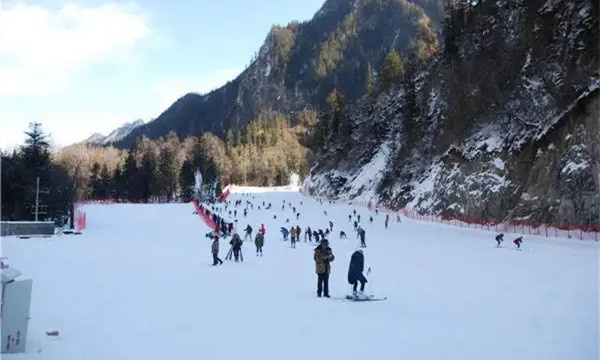 滑雪場建設(shè)價格