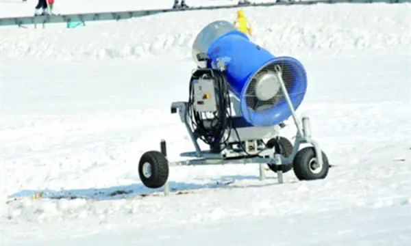 造雪機(jī)